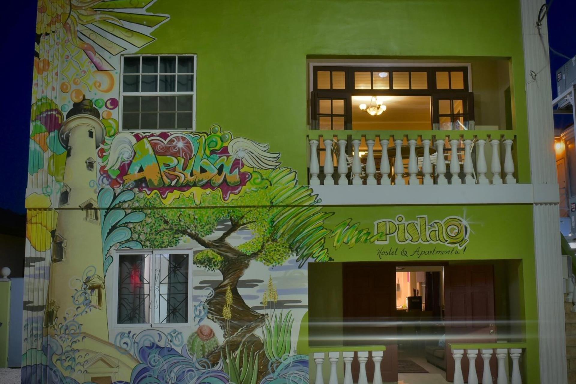 Pista Q hostel and apartments